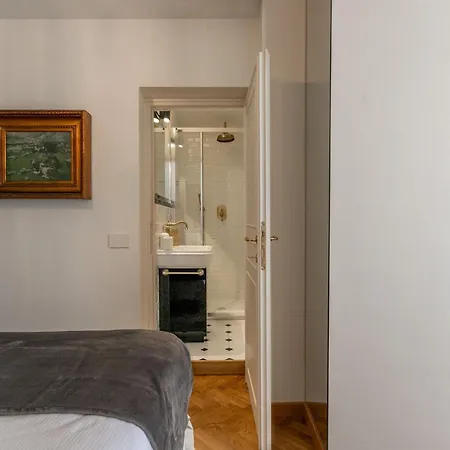 Apartment Vespucci 60 Luxury Apt With Garage And Balcony *