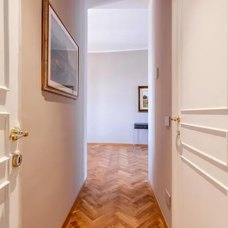 Apartment Vespucci 60 Luxury Apt With Garage And Balcony Florence